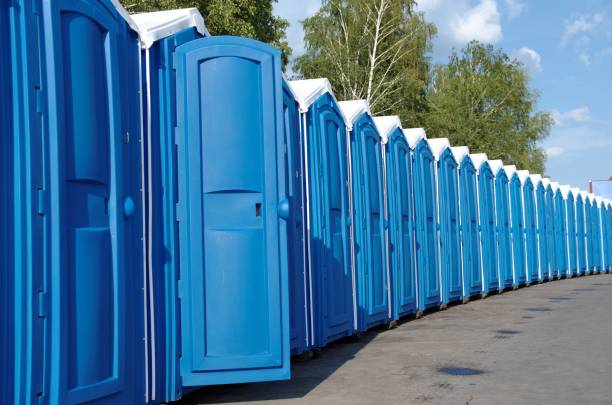 Best Portable restroom trailer rental  in Winona, MN
